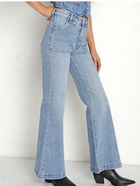 Rollas High Rise Eastcoast Flare Jeans Size 28